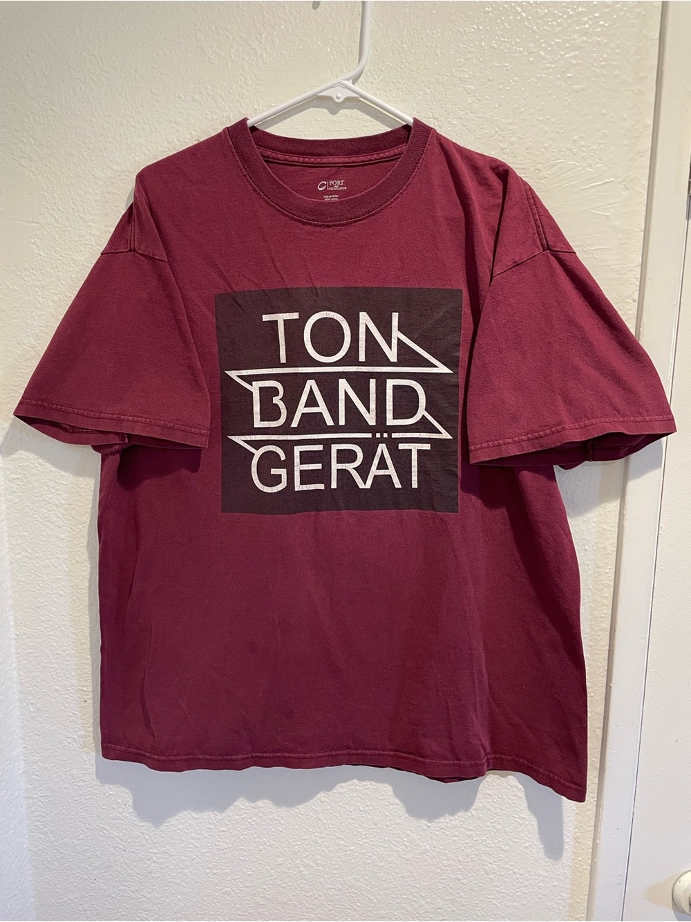 Port & Company Tonbandgerät German Indie Pop Rock Maroon Shirt Men's Size XL
